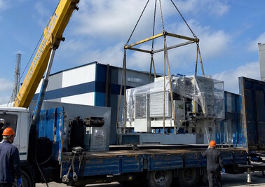 Разгрузка станков со спецтранспорта